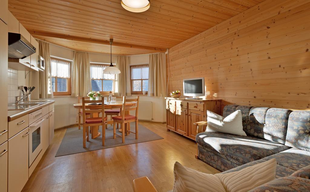 Ferienwohnung Haus Sonnenschein Hart im Zillertal Zimmer foto