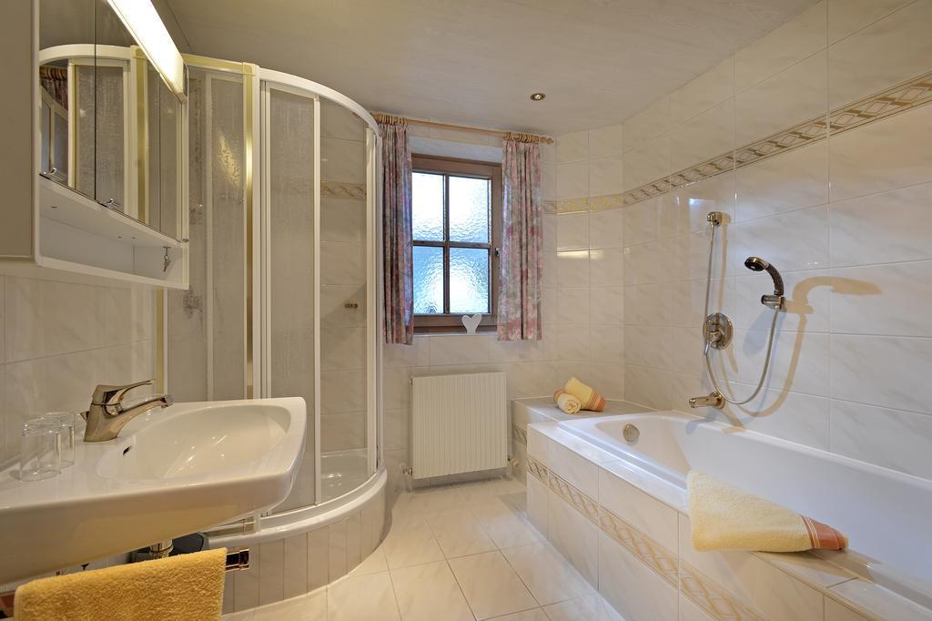 Ferienwohnung Haus Sonnenschein Hart im Zillertal Zimmer foto