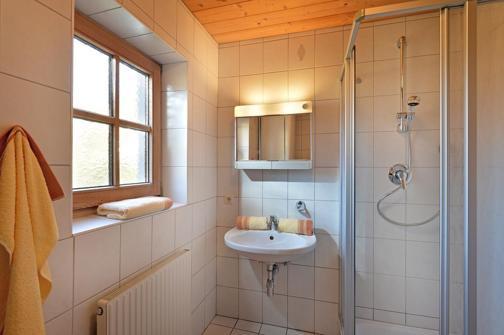 Ferienwohnung Haus Sonnenschein Hart im Zillertal Zimmer foto